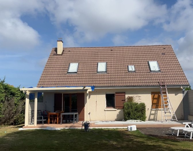 Avant : toiture d'un pavillon